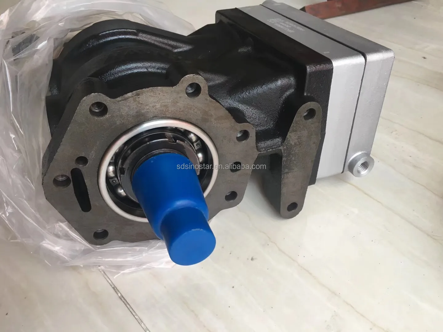 Sinotruk HOWO Air Compressor VG1093130001 with competitive price