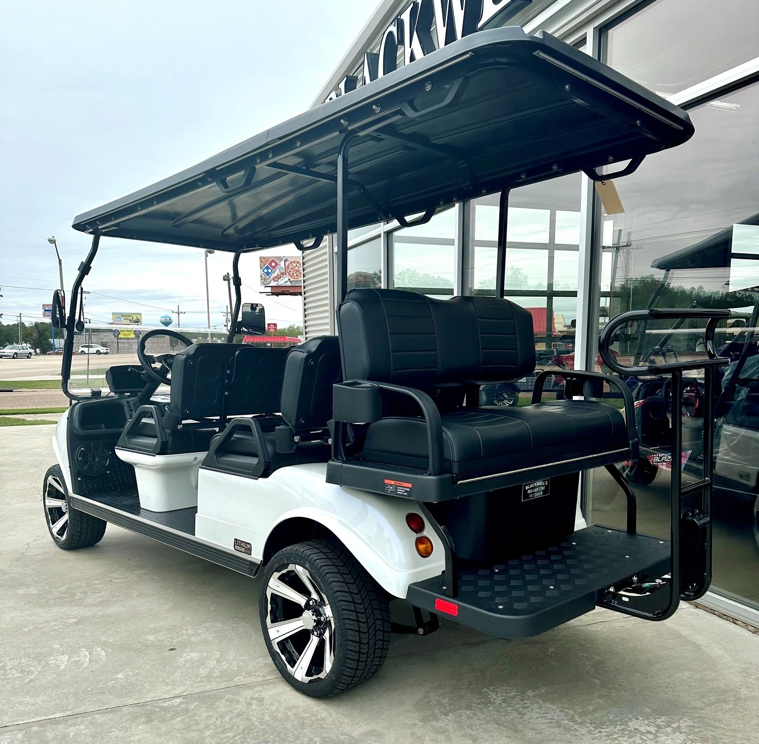 Carrier 6 Plus Good Quality 6 Passengers Lithium Battery Sightseeing Bus HDK EVOLUTION Electric Golf Cart