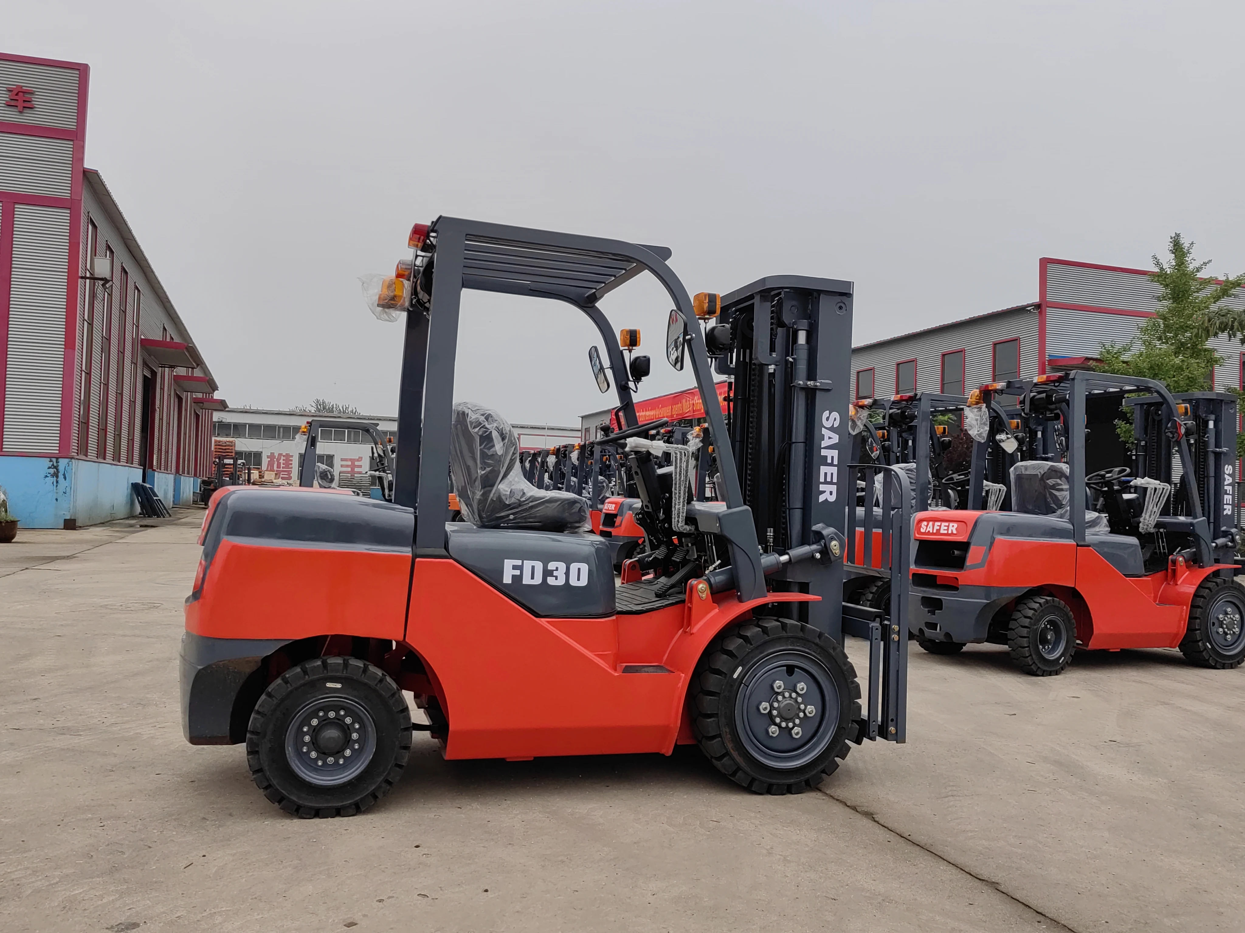 montacarga carretilla elevadora forklift truck diesel 2.5tn 3 3.5 4 5 ton 7 8 10 tons fork-lift fork lift forklift