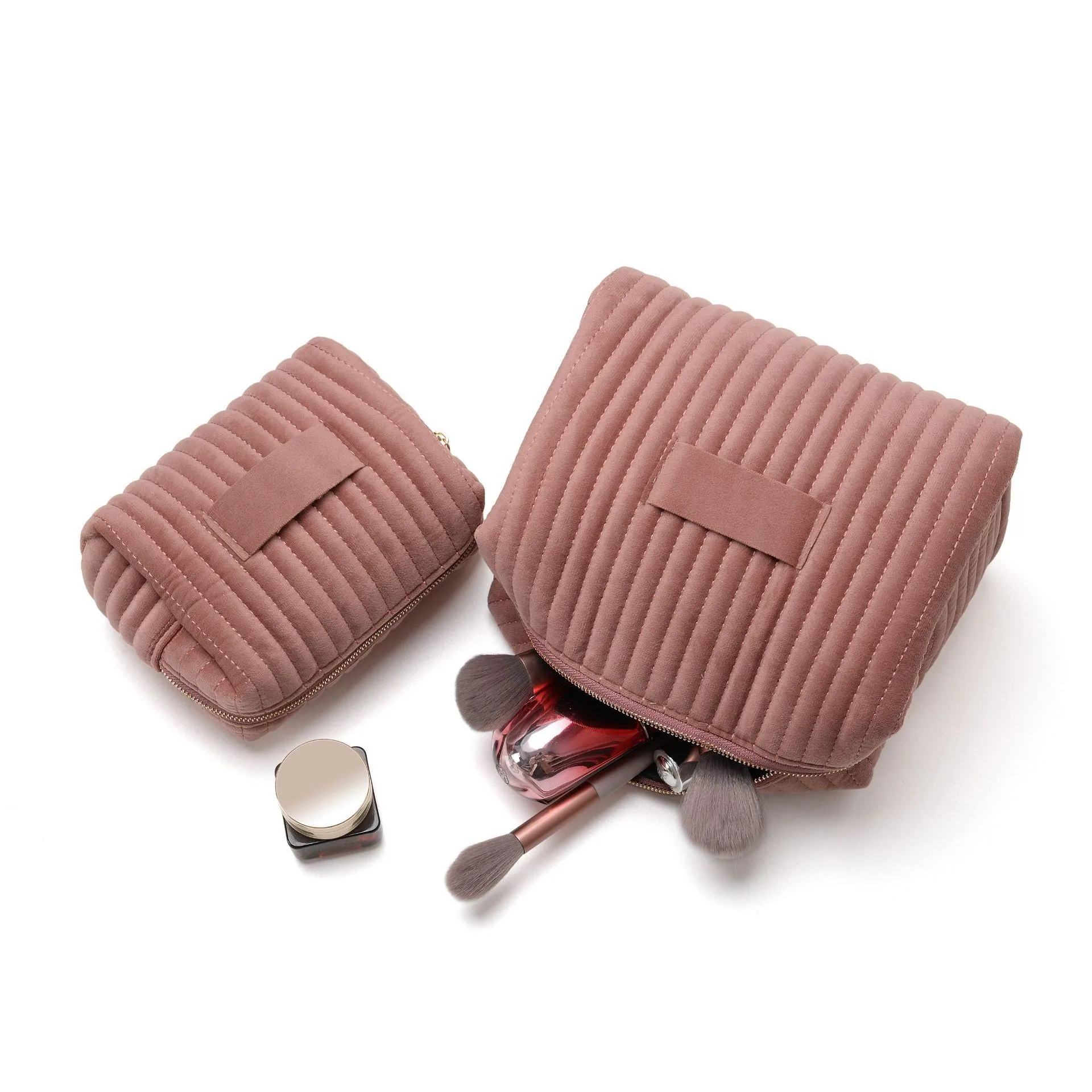 Hot Sale Travel MakeupBag Custom Logo Portable Small Velvet Quilted Makeup Toiletry Cosmetic Bag