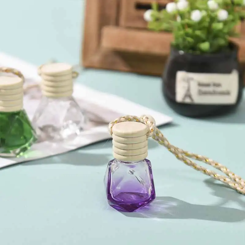 Car Perfume Diamond Bottle Aromatherapy Empty Pendant Decoration Glass Bottle