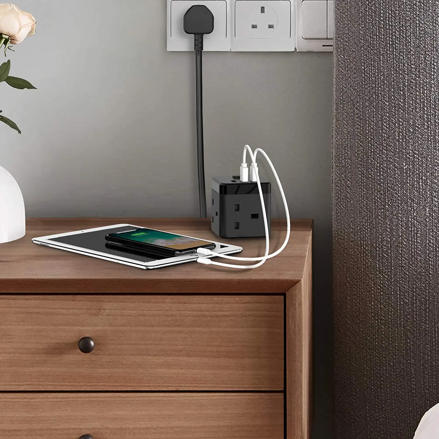 Power Strip with USB/Cube Power Strip 3 Way Socket 3 USB 5V 3.1A Multiple Socket with USB Short Circuit Protection