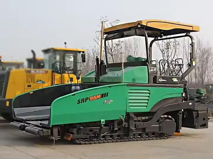 Asphalt Concrete Paver SRP12-C5 MA High Reliability 12.5m Maximum Paving Width