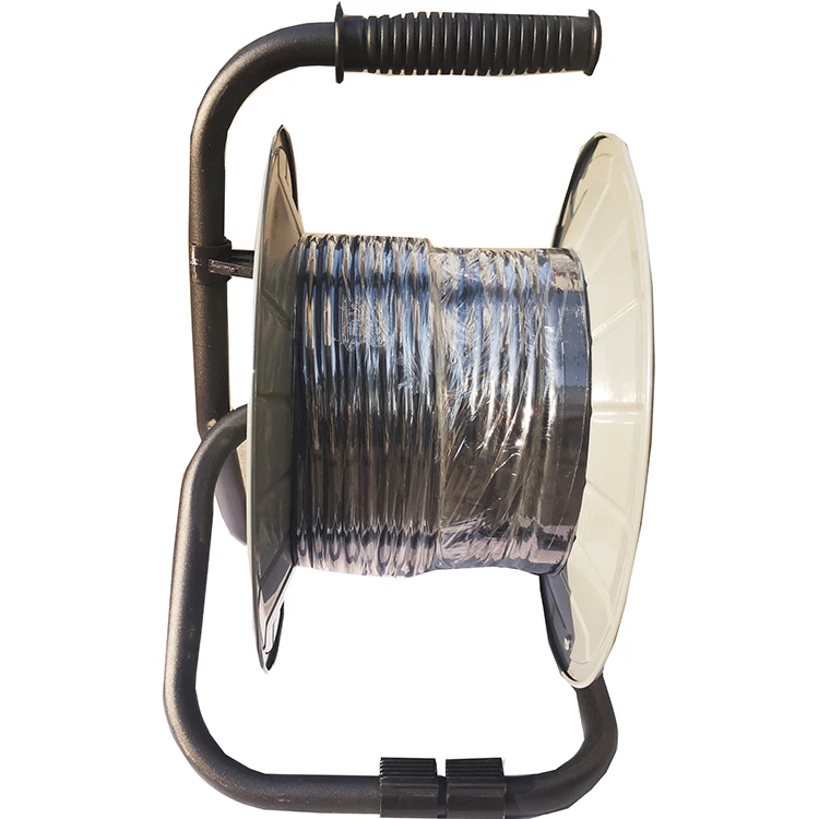 На открытом воздухе кабельный барабан