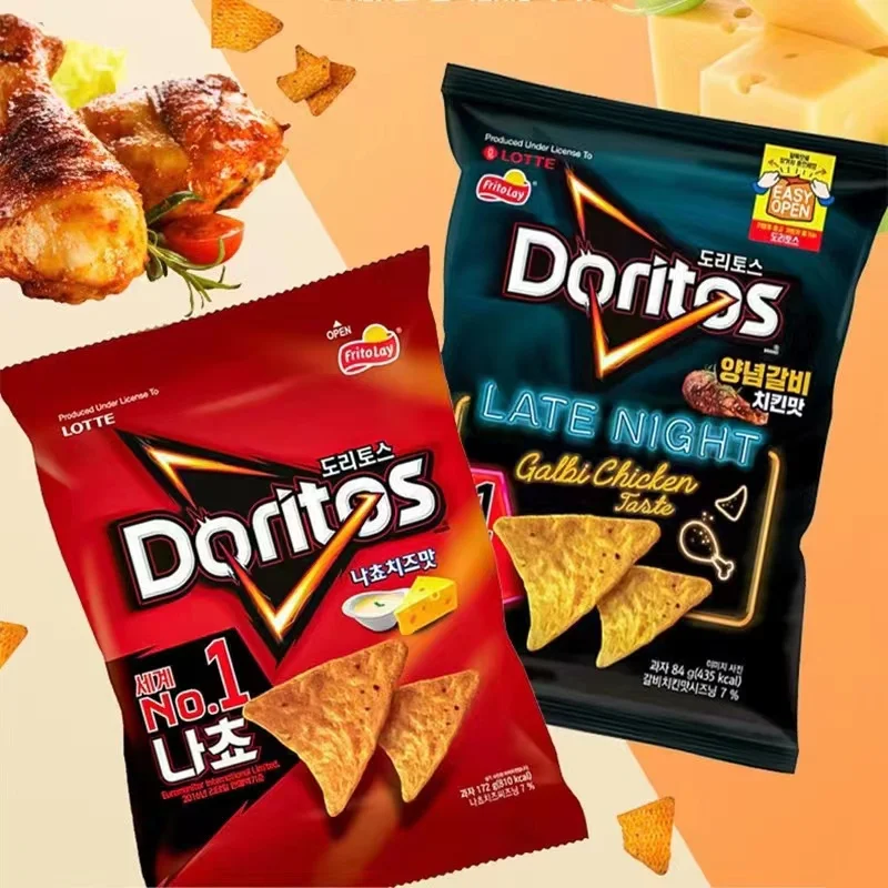 Korean snacks late night chicken flavor and cheese flavor corn chips flakes 84g