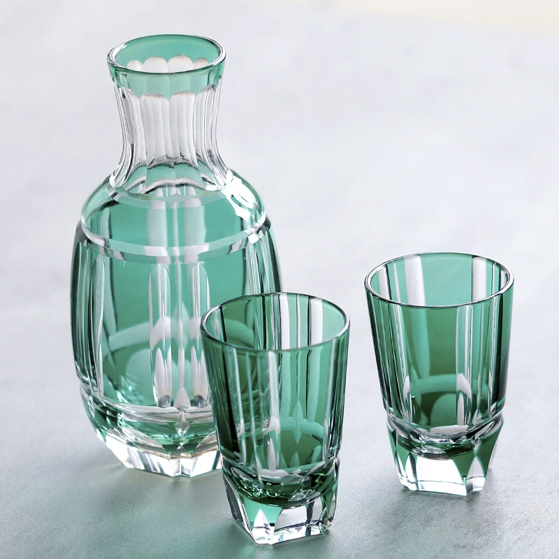 Hand Cutting And Green Cased Glass Sake Barware Sets With Edo Kiriko Bamboo 300 ml Sake Carafe Bottle And 60 ml Sake Glass Set