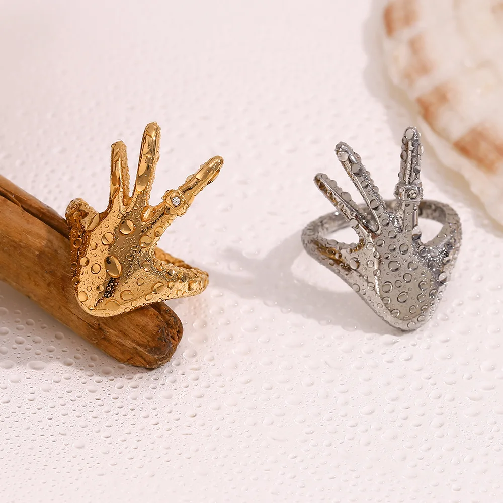 Best Selling 18K Gold Plated Hand Shaped Diamond Ring Fashion Not Fade Stainless Steel Ring Jewelry for Women