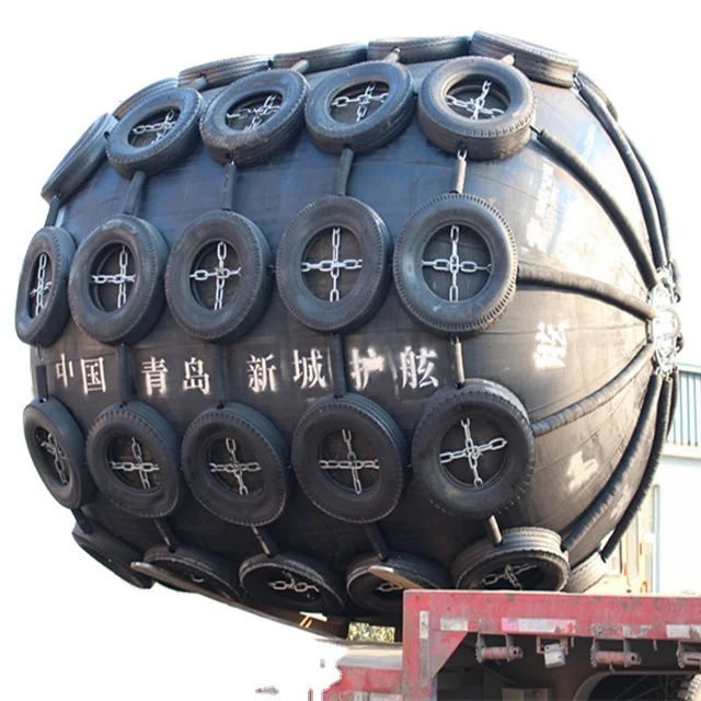 ISO17357 standard D2.5m x L4.0m pneumatic rubber fender yokohama