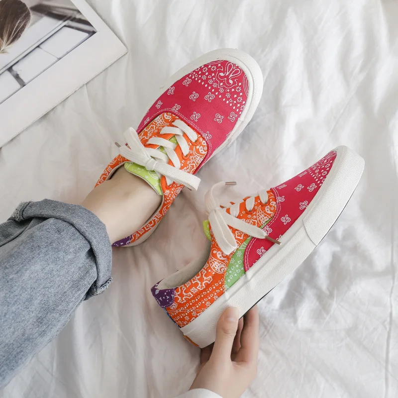 Colorful women canvas shoes hot sale durable flat women casual shoes