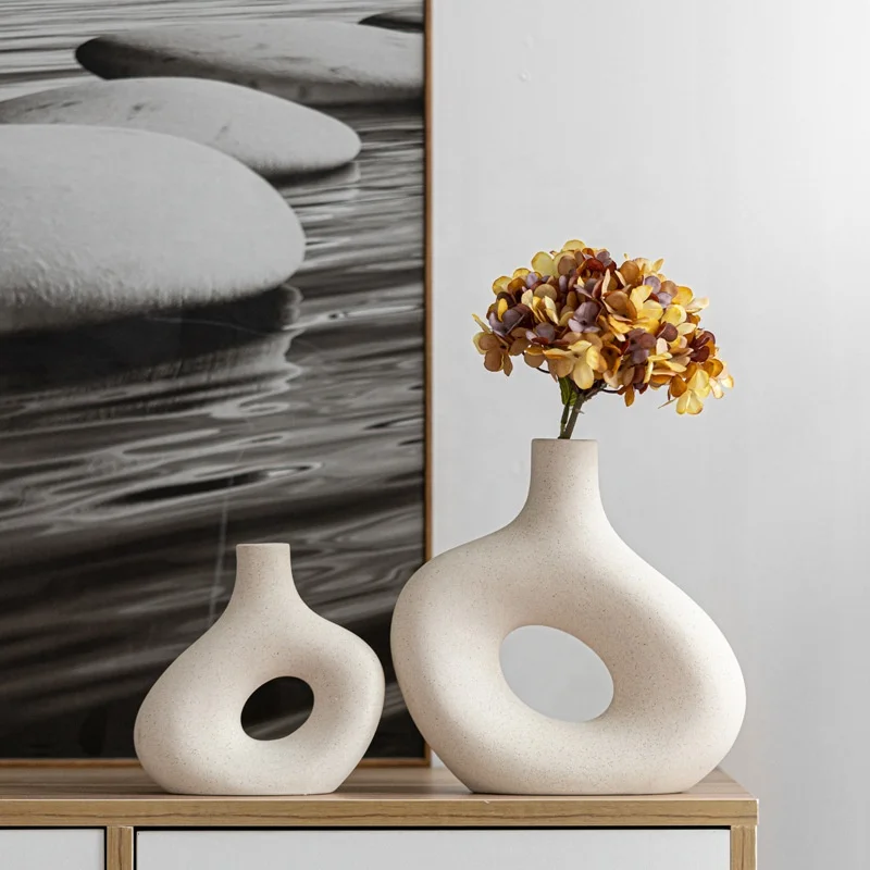 Modern Nordic Minimalism Ceramic & Porcelain Vases Circular Flower Ornaments for Home Decor