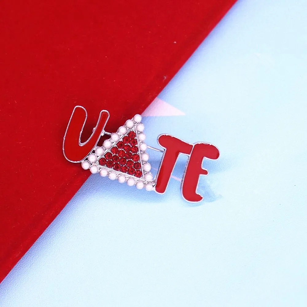 Charming Soror Red Enamel Greek Delta Sigma Theta Triangle Symbol Letter VOTE Accessory Designer Brooches Pin