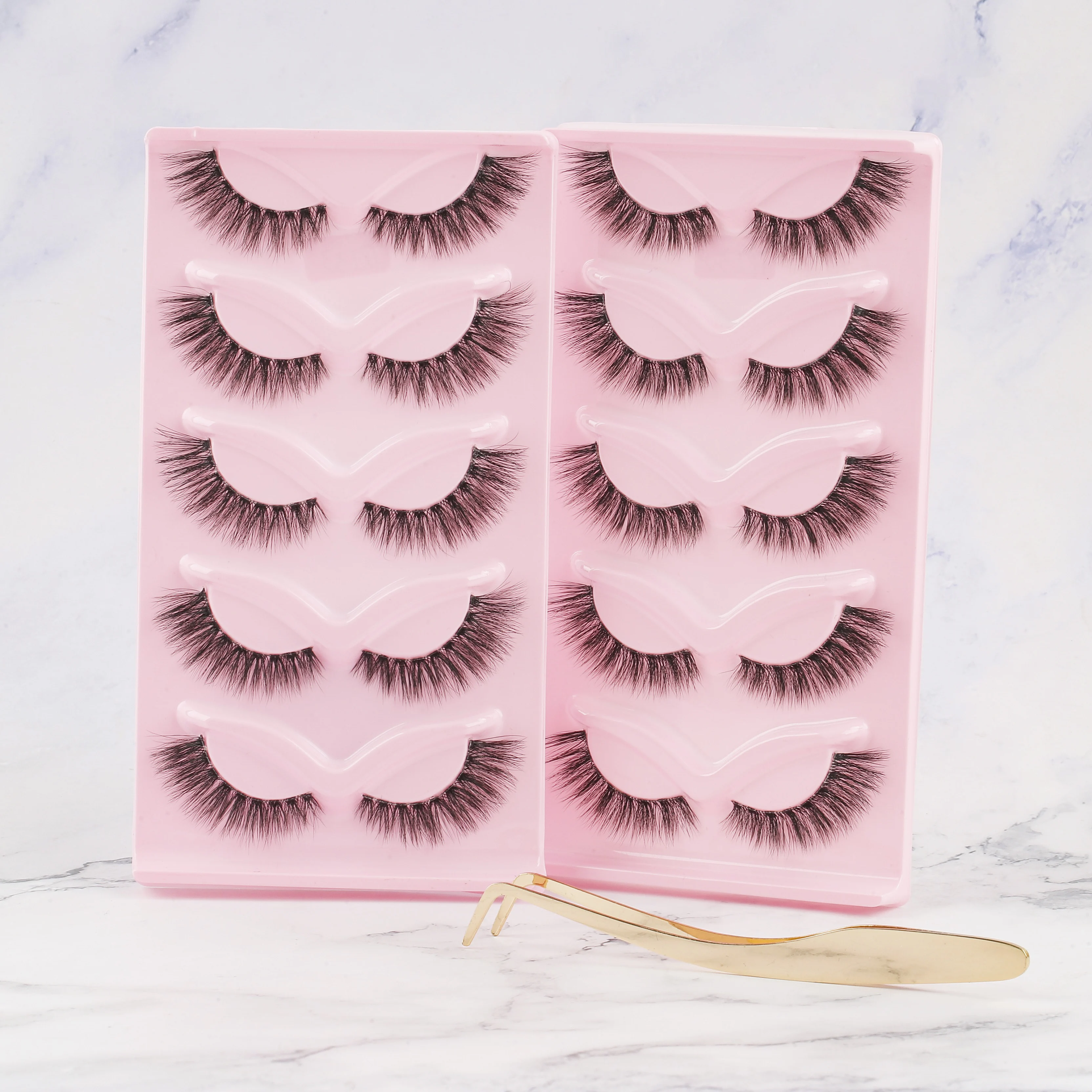 Custom Logo Patent Triangle fiber 3D wispy 18mm faux mink cat eye lash clear band natural full strip eyelash