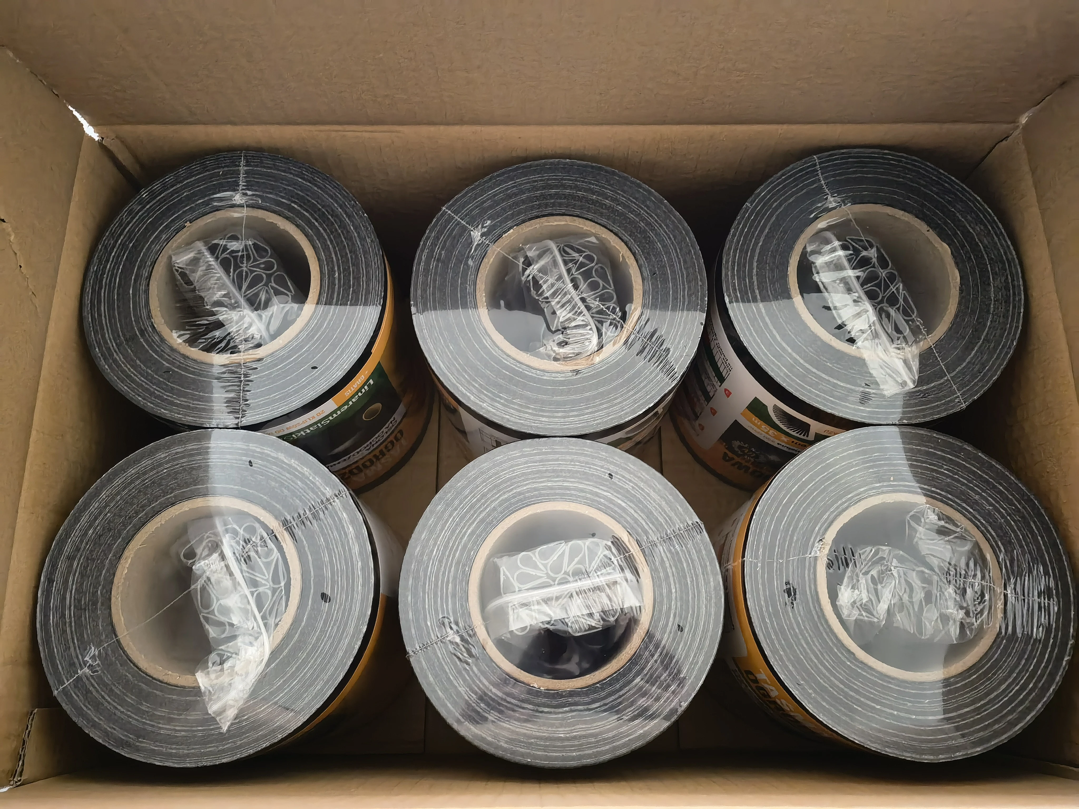 UV-Resistant Durable Garden Privacy 19cm*35m With 20Clips PVC Screen Strip Fence For Garden Fence