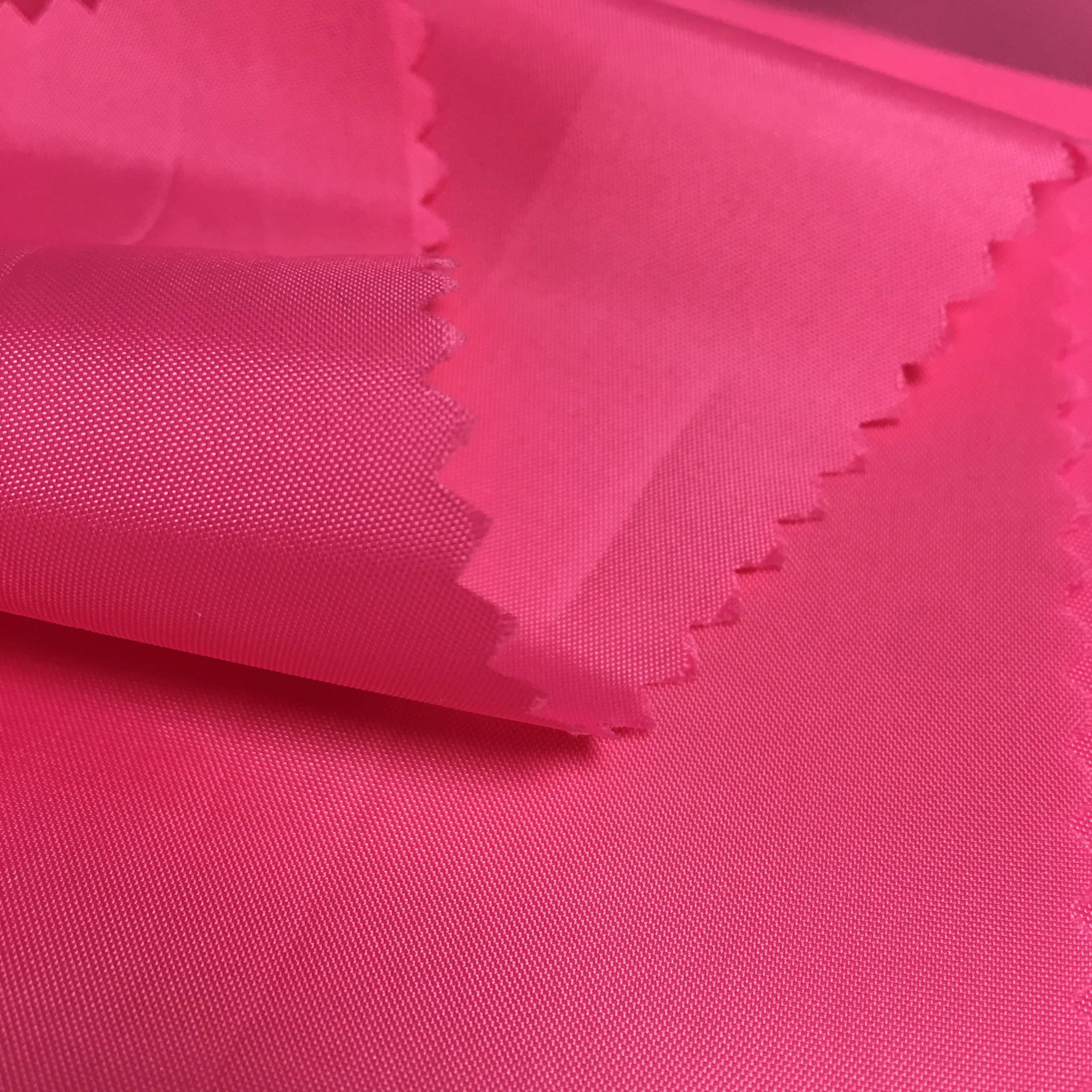 China Wholesale Customized 100% polyester 210T taffeta lightweight 55gsm 60gsm waterproof lining fabrics