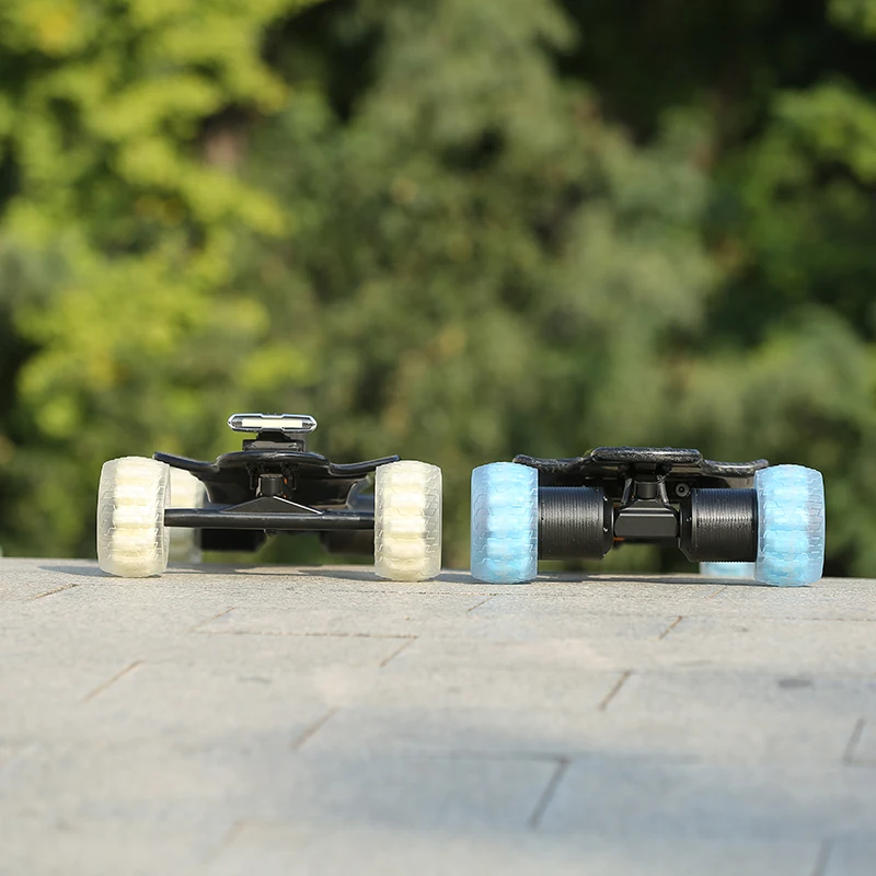 
High end 3200W powerful direct drive electric skateboard with Caved Carbon Fiber deck in hot sales! 