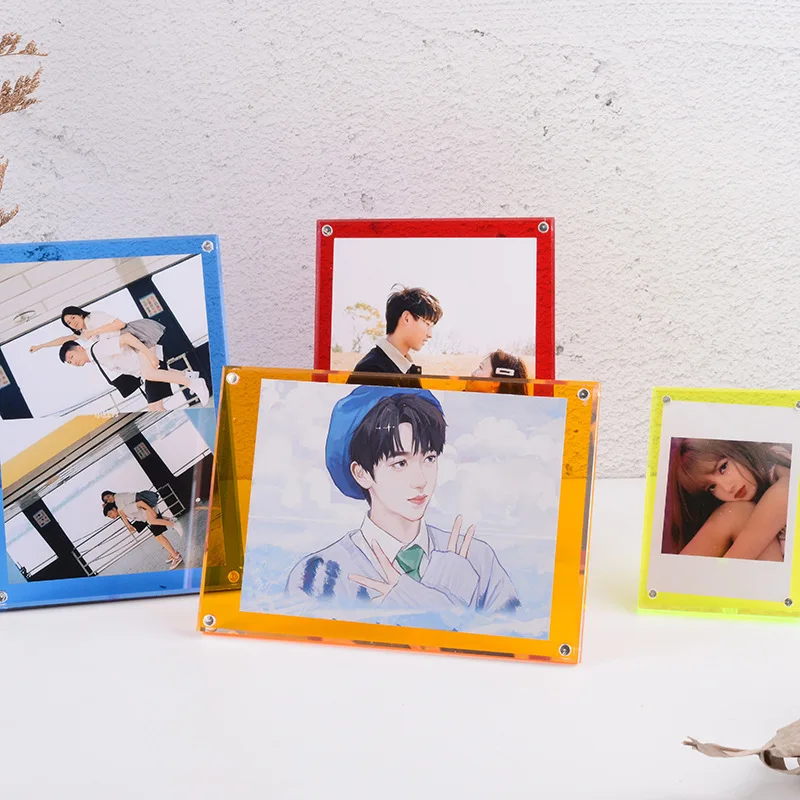 Wholesale star chasing girl desktop small card display table 3 inches transparent acrylic photo frame