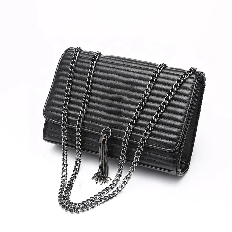 
Fresh and Versatile Small Fragrance Style Horizontal Pattern Chain Bag Niche Design Tassel Shoulder Messenger Bags 