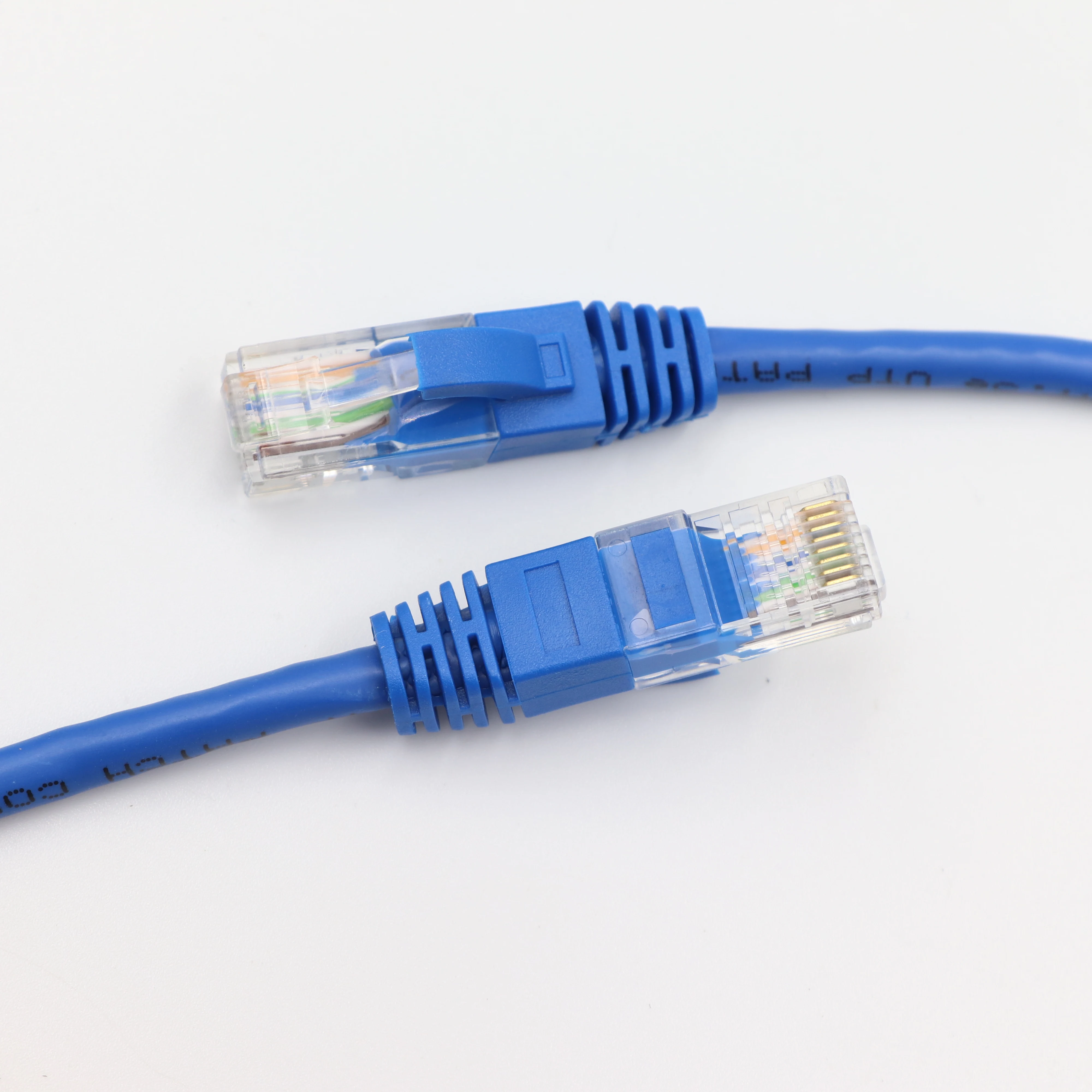 
2021 new high-end CAT5e super five unshielded UTP 5m long network cable 