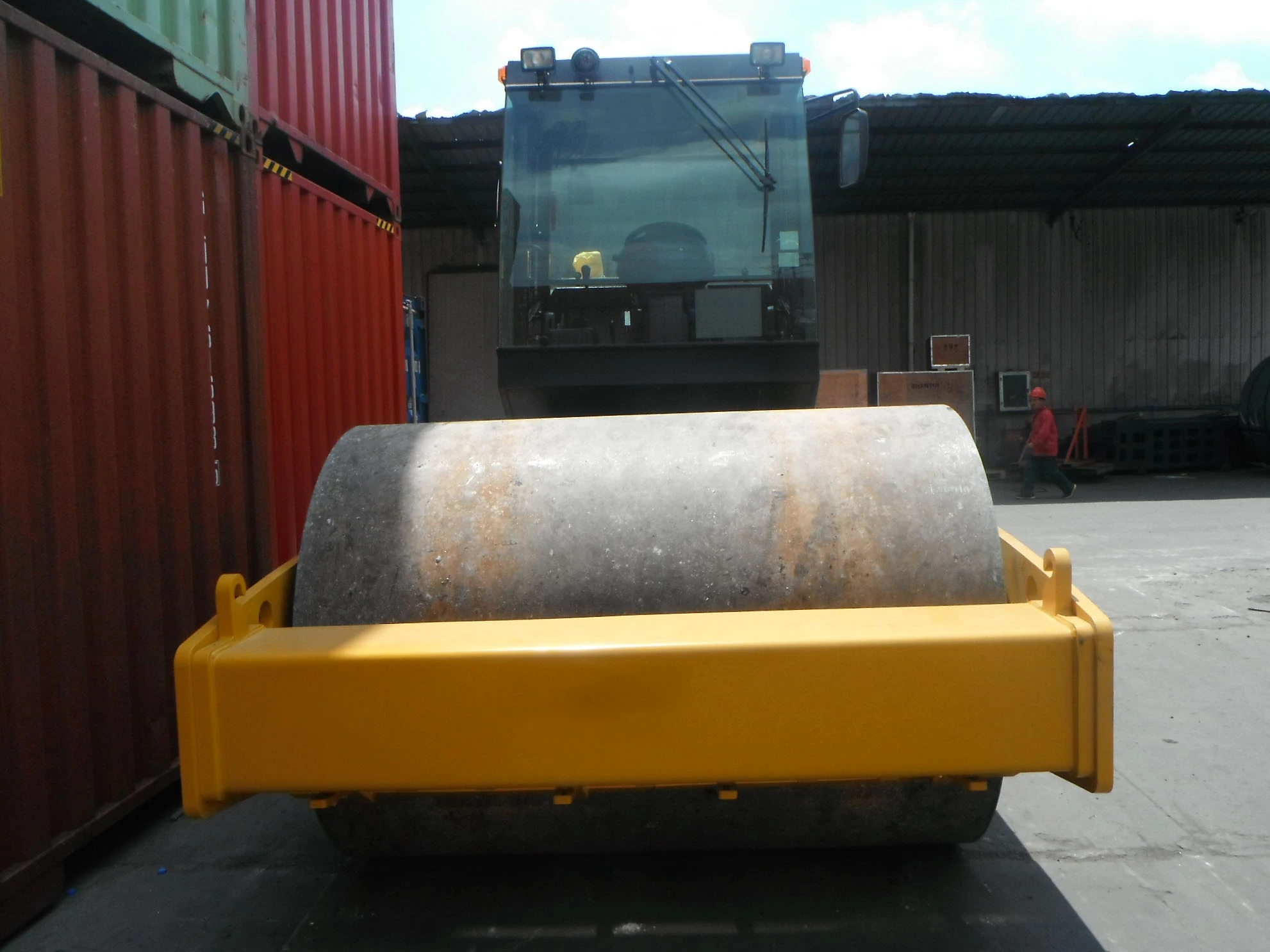 Single Drum Roller XS143J 14Ton Vibratory Compactor Road Roller with sheep foot price
