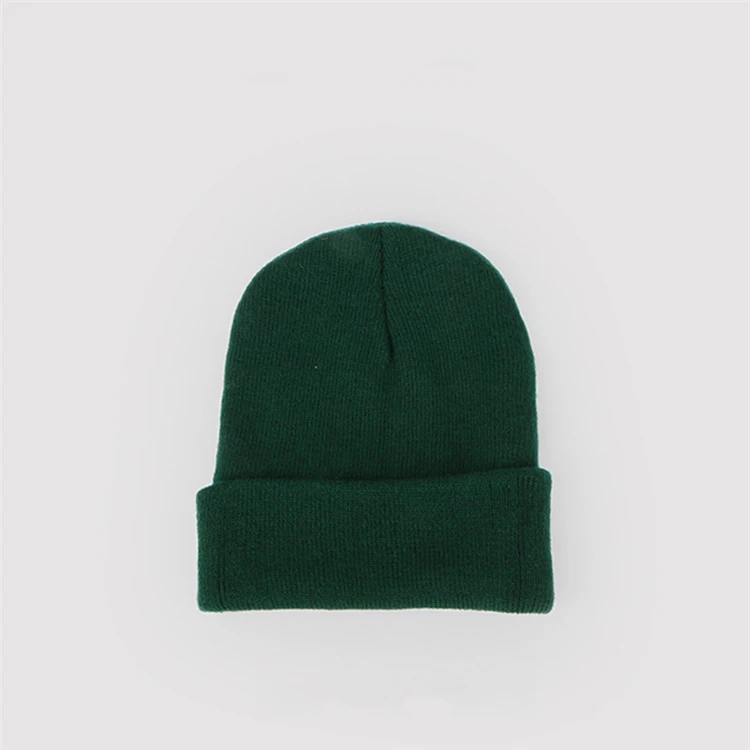 Wholesale cheap winter hat custom blank plain knitted beanies