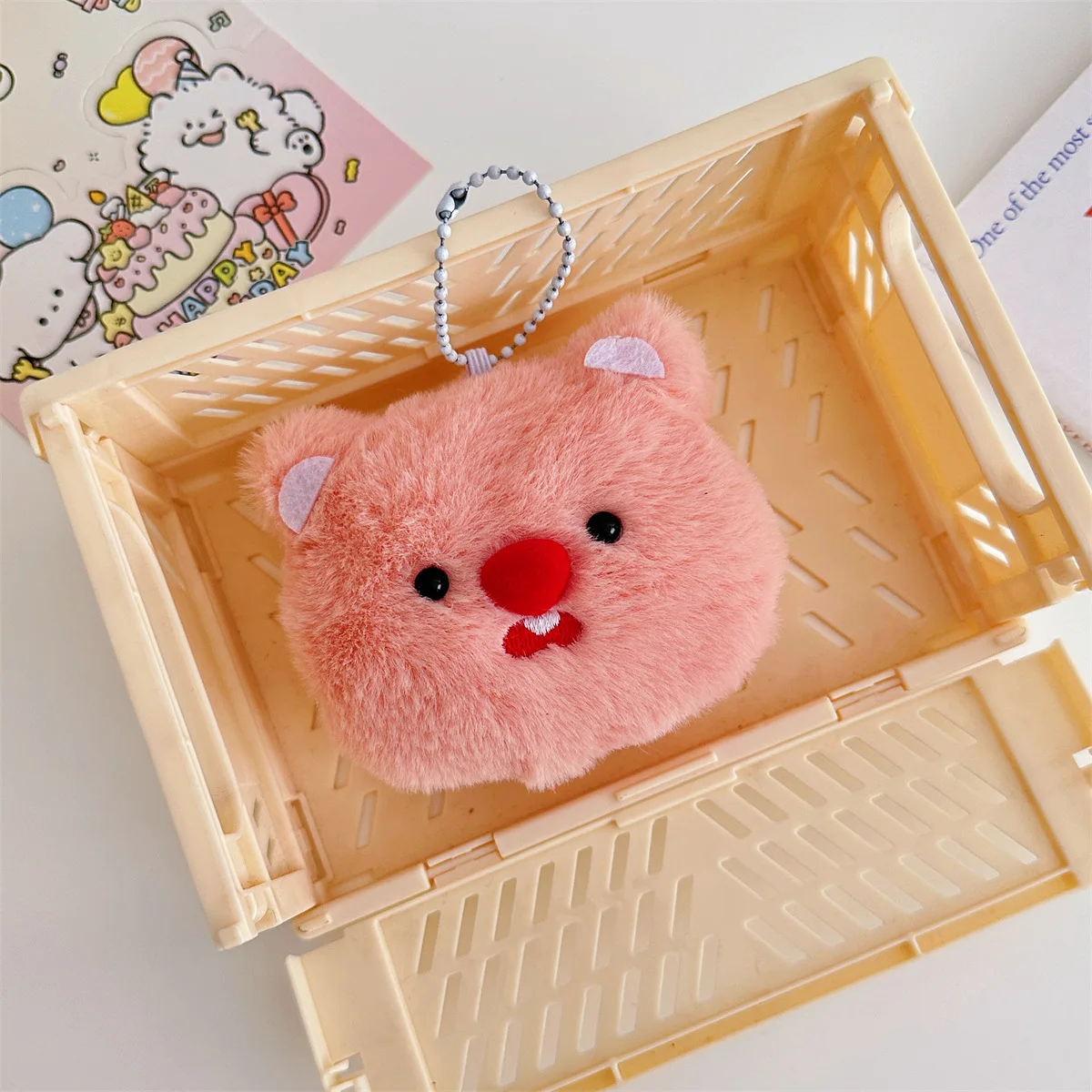 Cute cartoon stars, small beaver plush pendants, keychains, squeaky bags, pendants, small beaver head doll machines wholesale