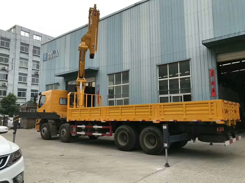 Китайский производитель 10 колес 6x4 6x6 6WD автокран с прямым краном 8 тонн 12