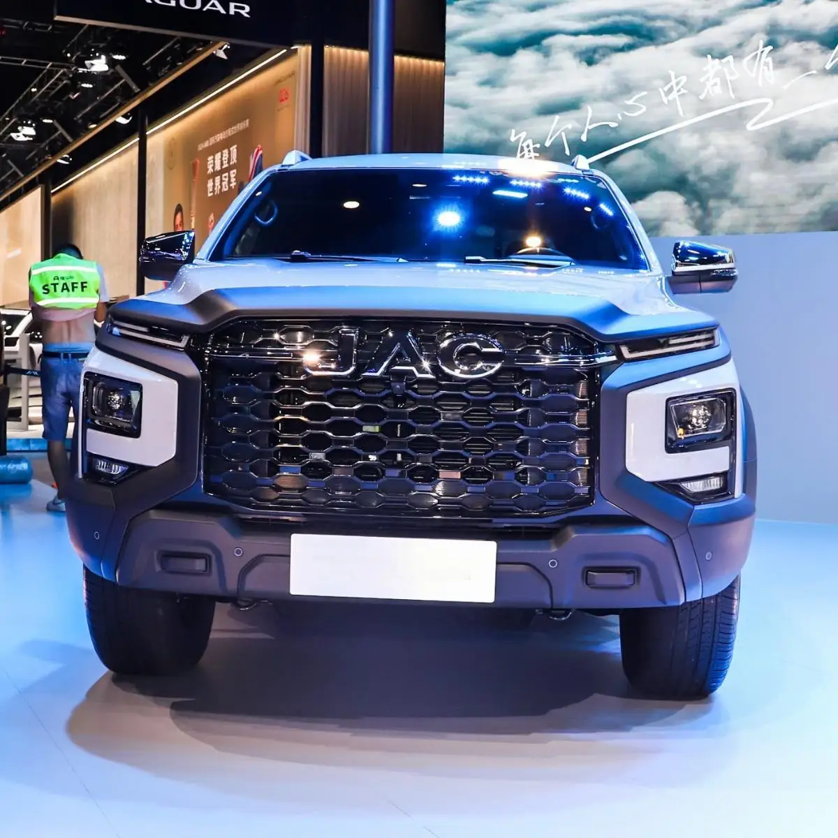 2024 New High Quality JAC T9 EV 4WD Pickup Car  Double Cabin New Energy Right Rudder Chinese Pickup Truck in Stock Hot Sale