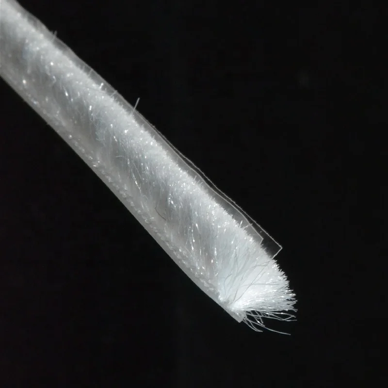 finned brush seal with fin in the middle for sliding door