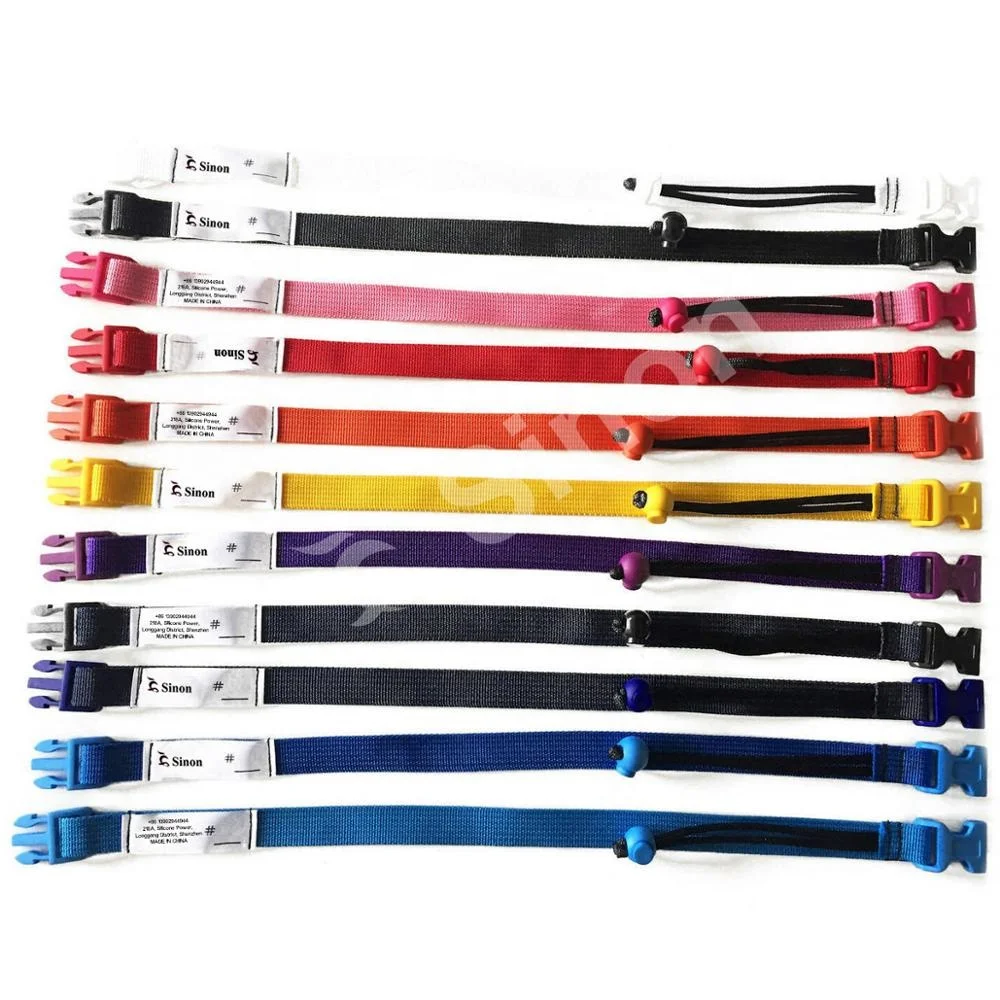 Athletic laundry straps without alligatorclips in hockey apparel laundry loop