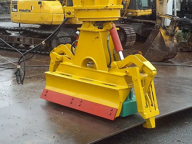 MONDE Электромагнит грузоподъёмный экскаватора