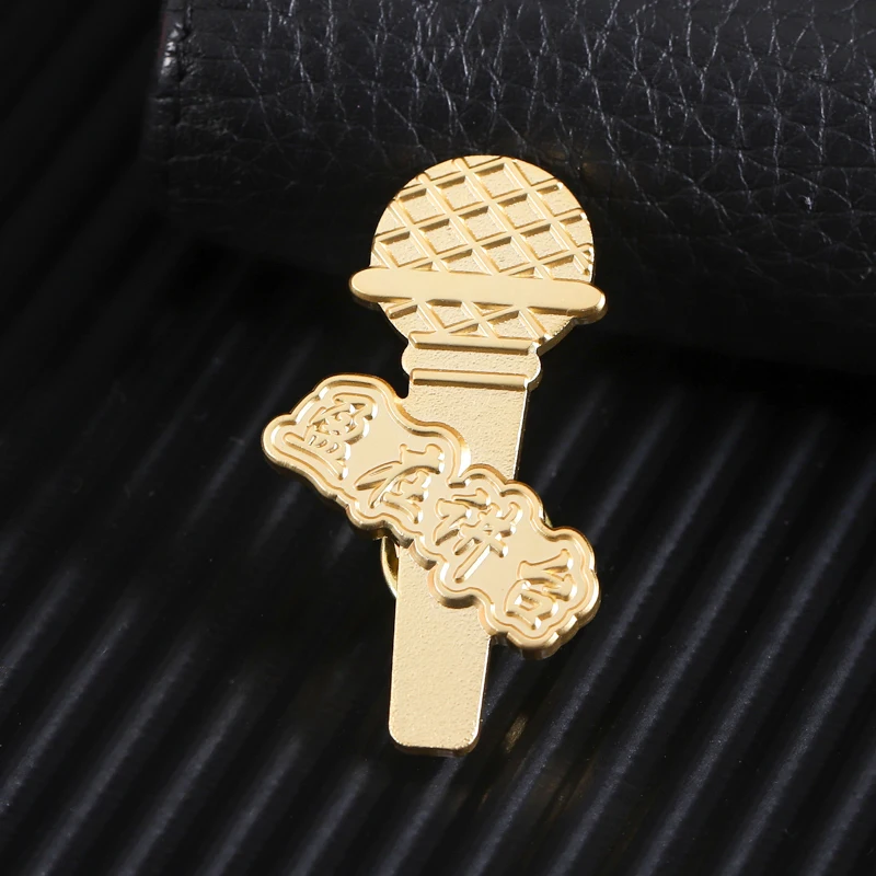 Chinese factories customized logo metal badges soft hard enamel lapel pin