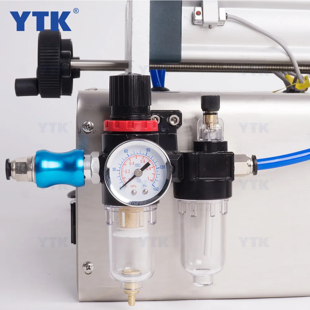 Desktop cheap liquid beer water bottle filling machine turkey jelly soup tomato sauce honey sachet cream cheese filling machine