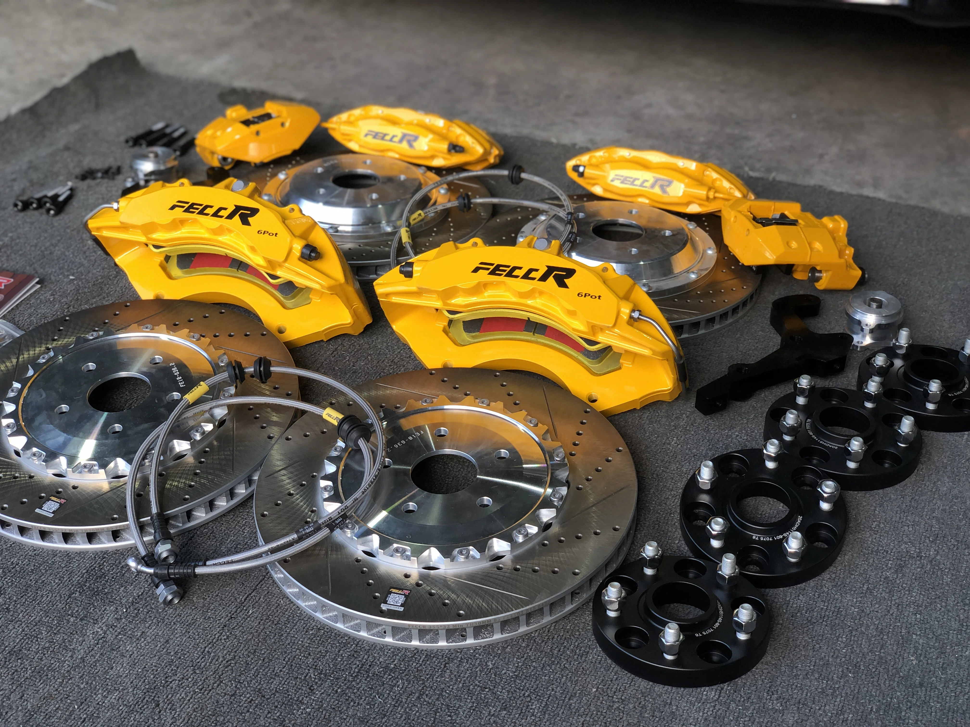 High Performance Brake Caliper Repair Kit 19 Inch Big Caliper Brake 6 Piston For 380MM Brake Disc Modified