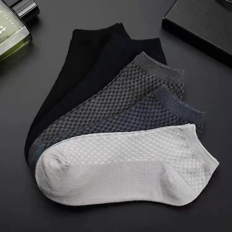 Socks wholesale dress socks men plain breathable crew socks bamboo