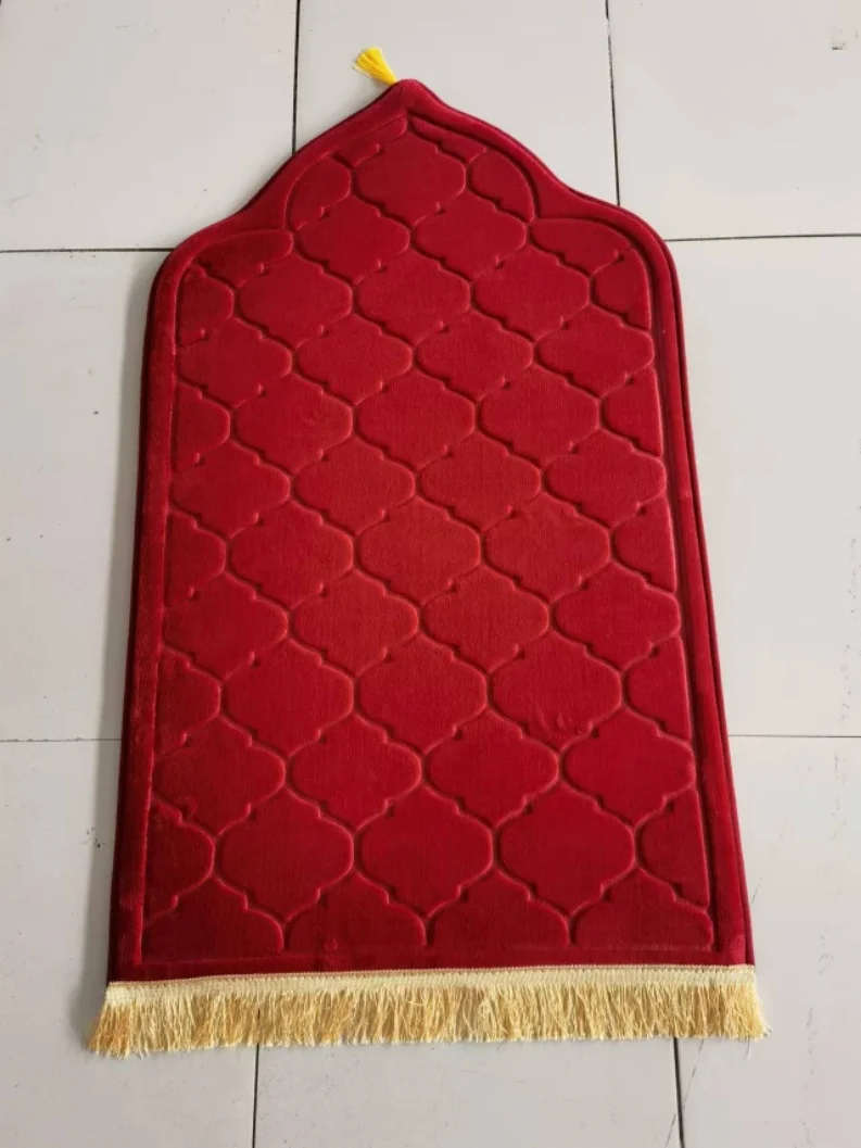 Sponge Embossed Prayer Padded Prayer Mat Portable Thick Washable Muslim Sajadah Worship Prayer Mats