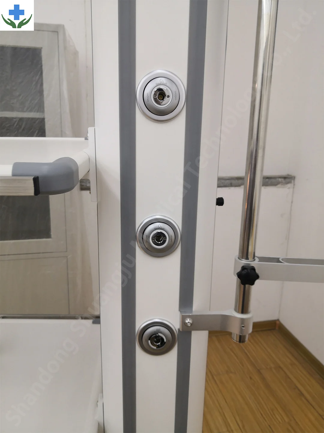 One-arm Pneumatic Brake Surgical Pendent  Medical Hanging Tower Medical Gas Pendant Adequate supply of goods for a long time