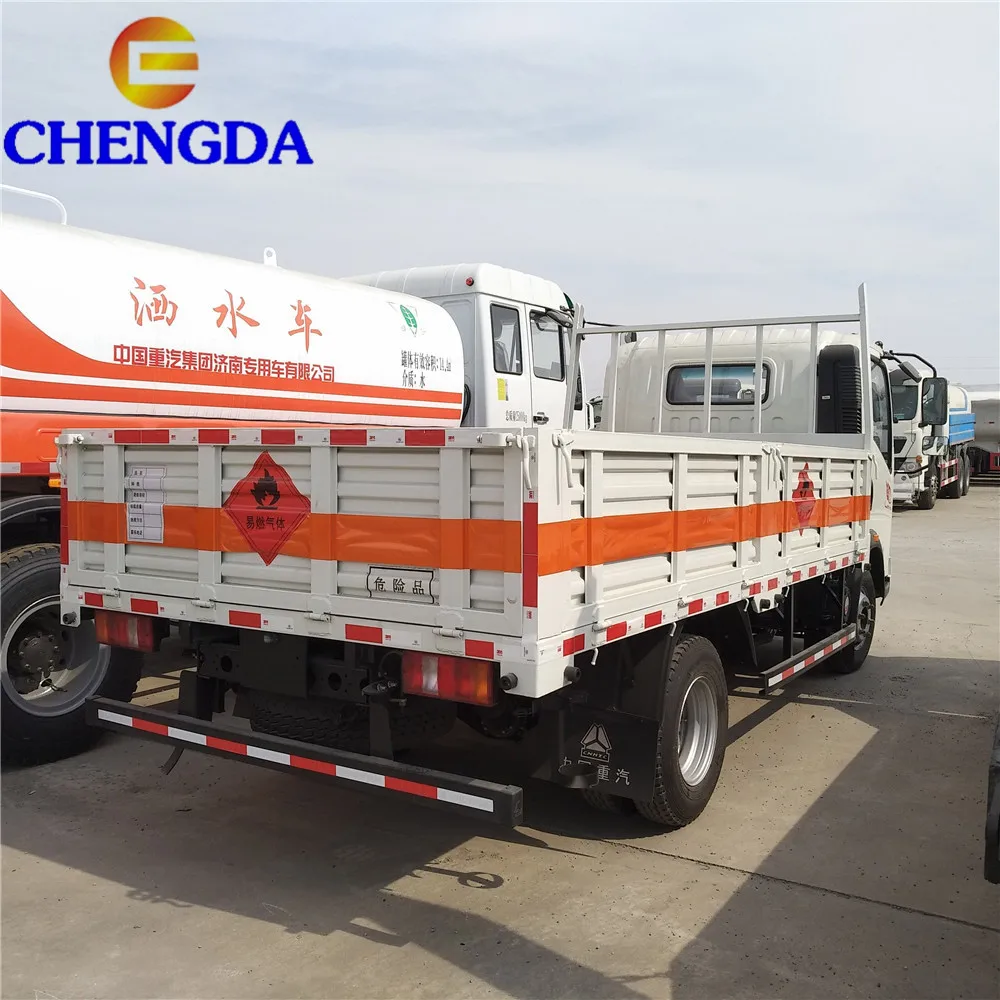 SINOTRUK HOWO 5 тонны 4x2 легкий
