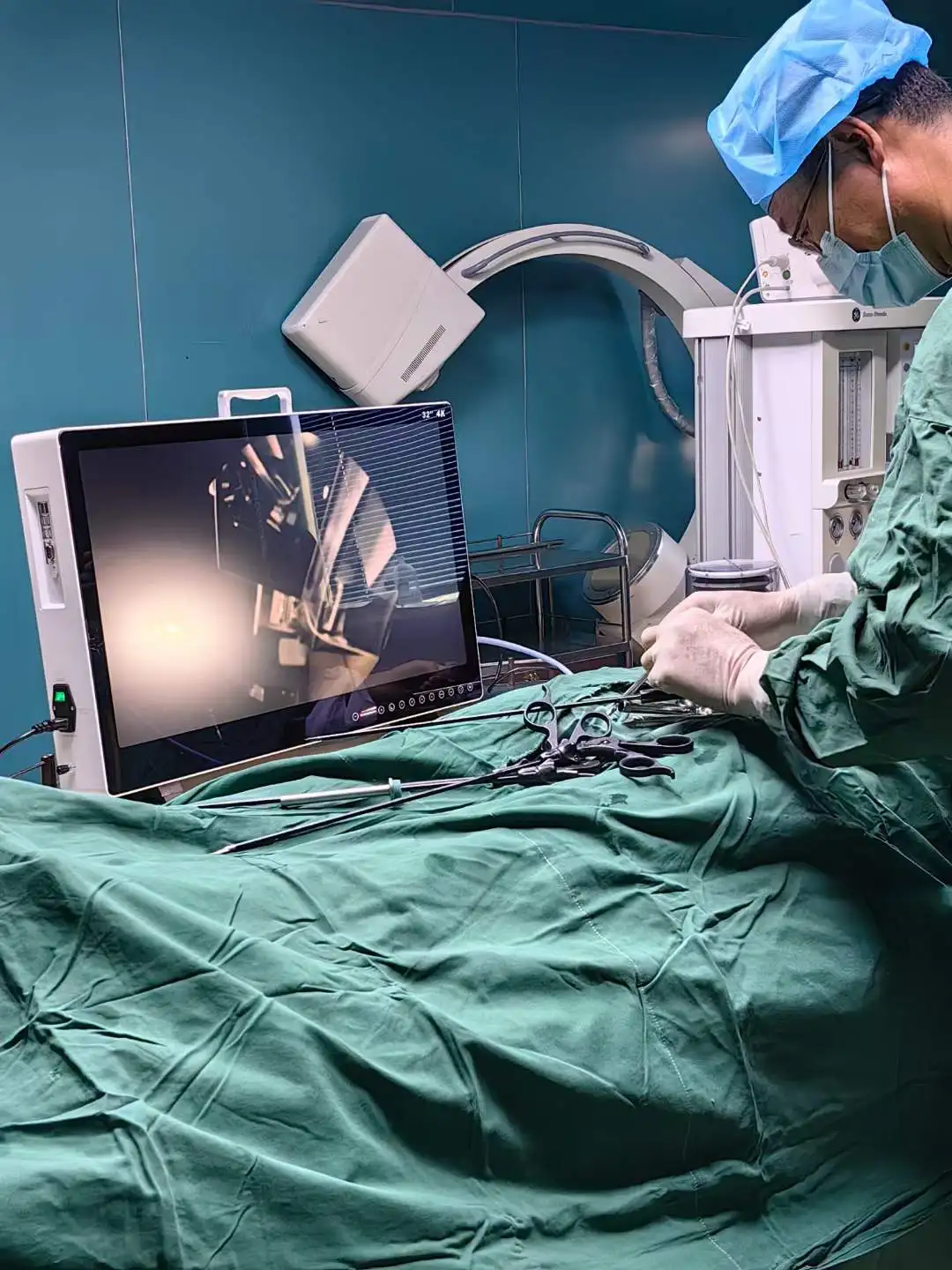 4K Medical Endoscopy System Laparoscopic Surgery WIth LED Light Source