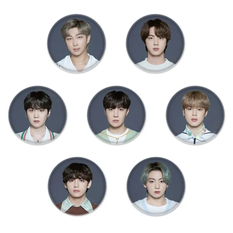  Оптовая продажа товаров KPOP Idol Bangtan Boys 2021 брошь на булавке с символикой