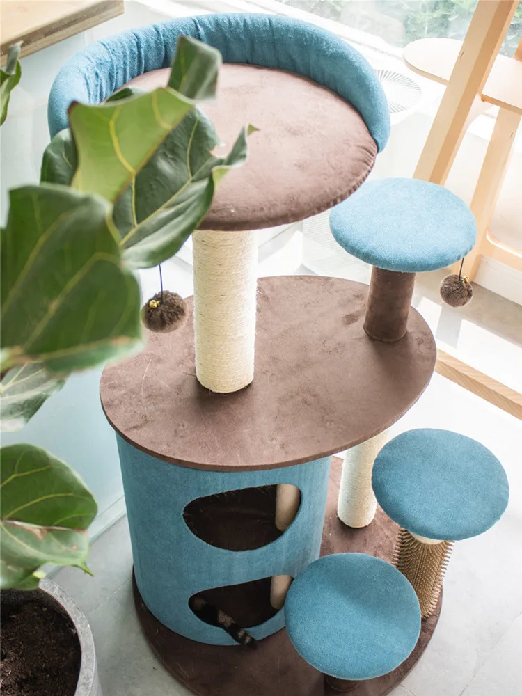 High-end royal style blue cat climbing tower frame cute princess pink cat sisal scratching tree with hair brush