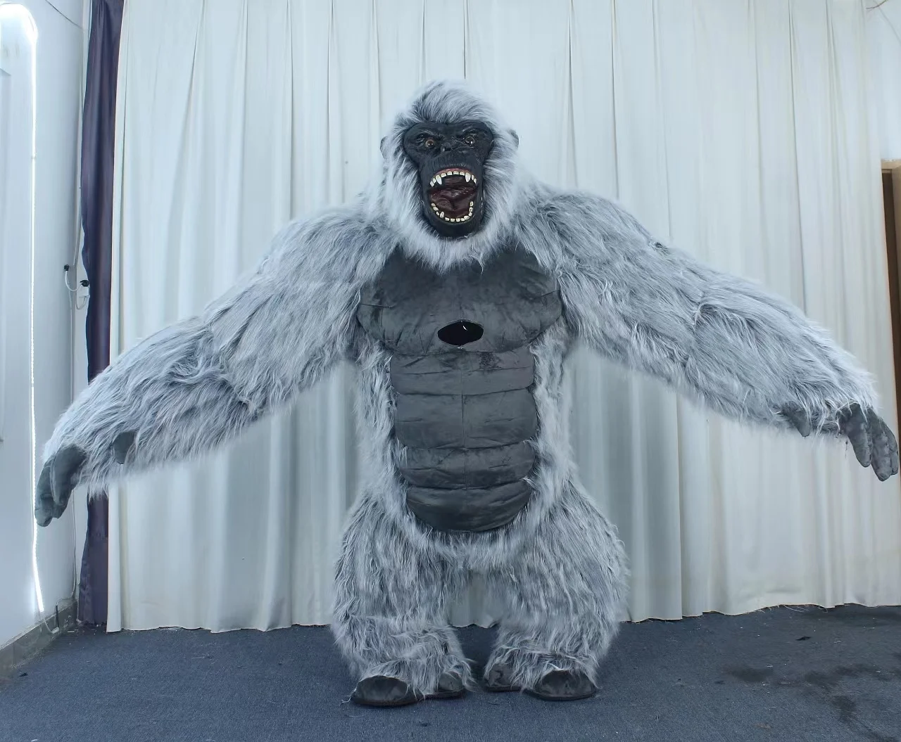 Plush mascot cosplay Inflatable gorilla 2.6m walking mascot costumes cosplay mascotte theme fancy dress carnival giant gorilla