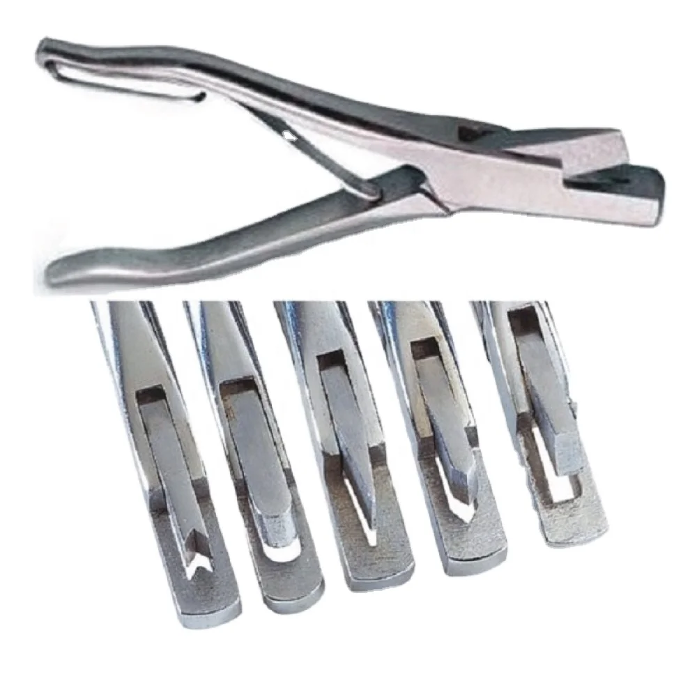 Ear Notcher U-V-W-Shape Animal Ear Notcher Plier for Notching Mark Pig Cattle Pliers Notches Clamp Veterinary Instruments