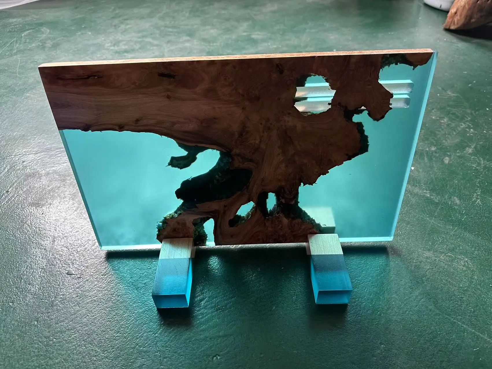 Luxury Epoxy Resin & Olive Wood Magnetic Knife Holder Knife Stand Knife Block for Kitchen Counter