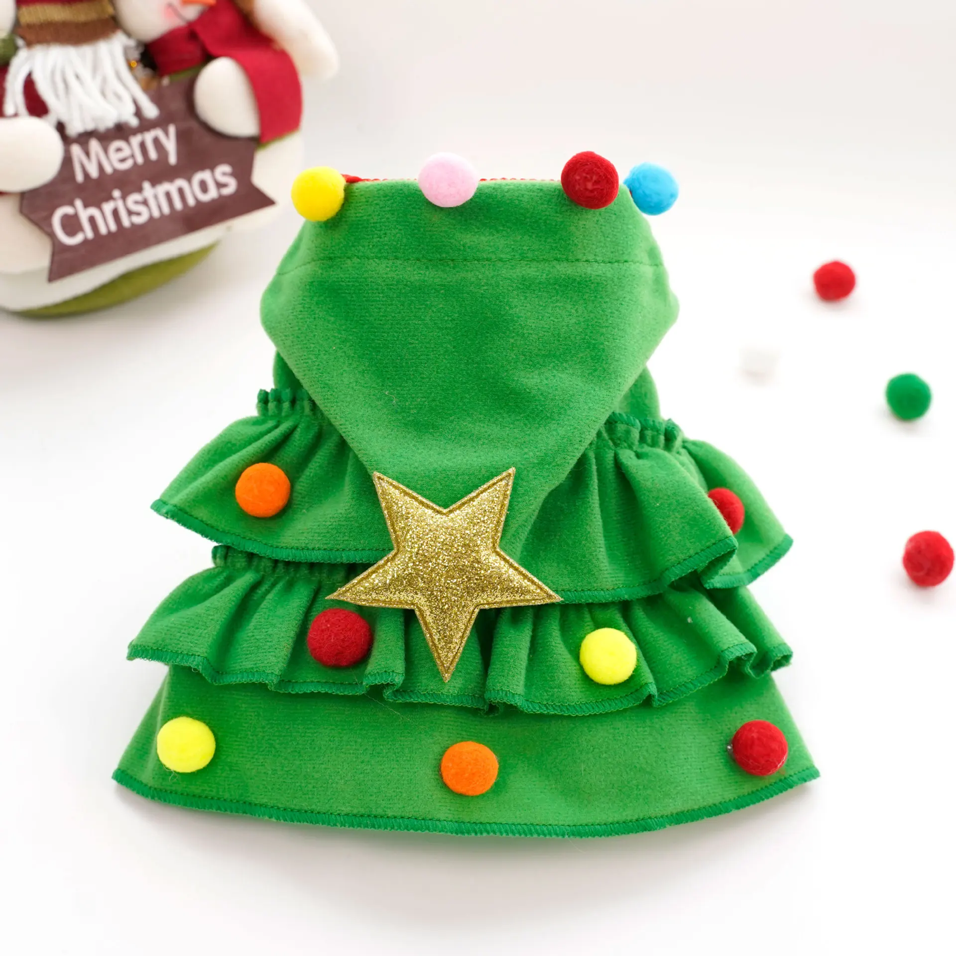 Wholesale autumn and winter Christmas pet clothing holiday transform Christmas tree two-color cape clothing for dog cat