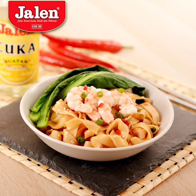 Factory Price Premium Grade Pure and Clean Ingredients Artificial Vinegar 325ml Suitable for Cooking Purposes