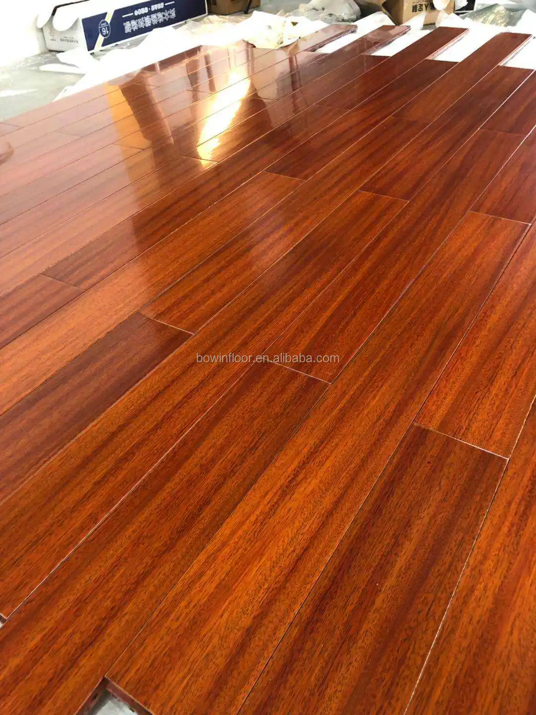 Nature UV finish high janka hardness iroko solid wood flooring teak hardwood flooring