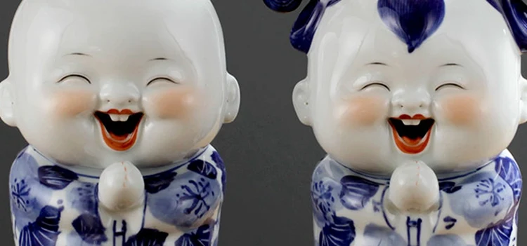 Blue and White Porcelain Ornaments Traditional Chinese Wedding Gift Couple Dolls home decors ceramics vases china decor