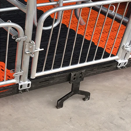 Wholesale Price Easy Installation Pig Farm House Incubator Sow Gestation Bed Galvanized Pig Sow Farrowing Bed Crates