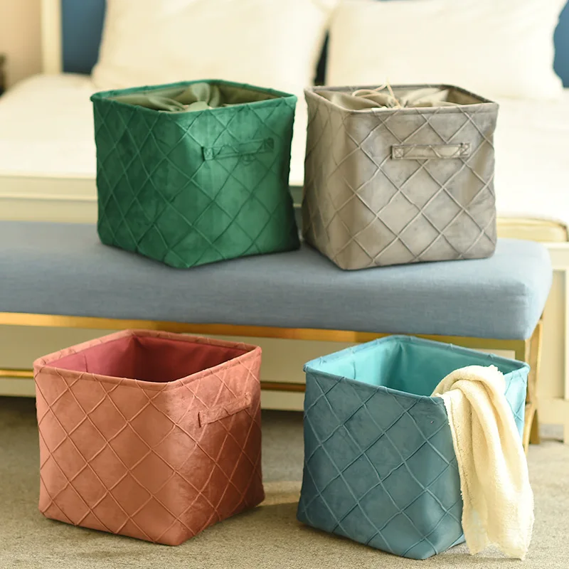 QN-0068 2021 new hot sale velvet clothes quilts blankets doll toys folding storage laundry basket organiser drawstring bag