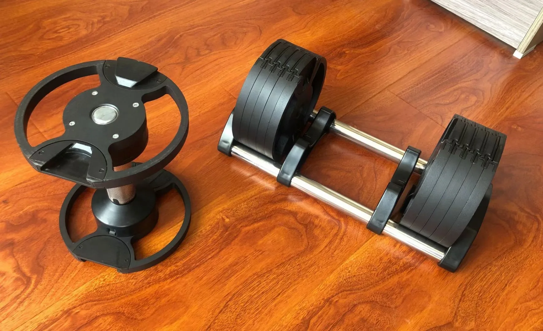 Wholesale Price Gym Accessories Black 32kg 2 kg increments Adjustable Dumbbells Weight 20kgs With 4 kgs Increment
